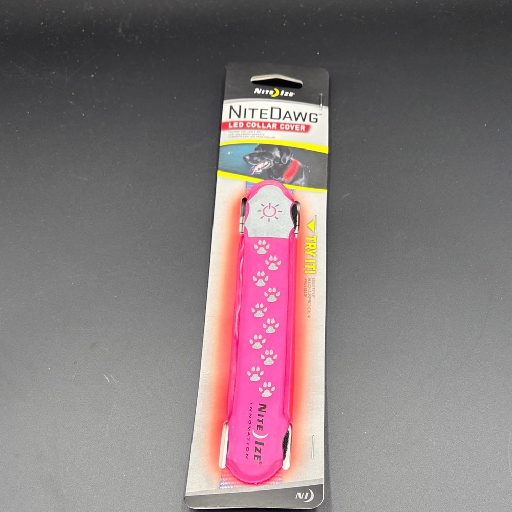 NWT Nite Ize Nite Dawg LED Collar Cover - Pink